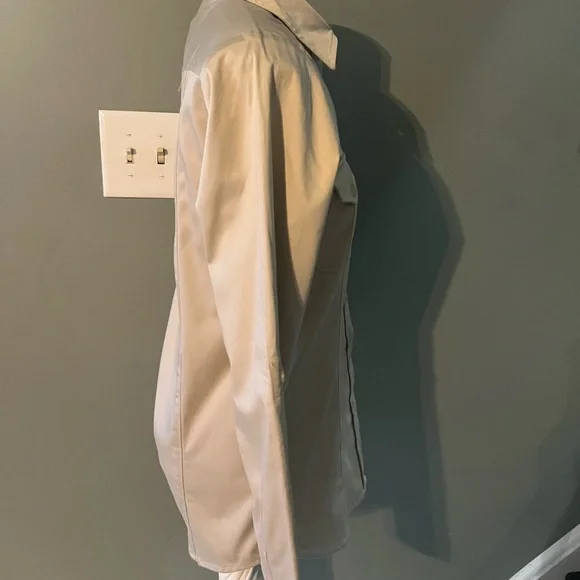 Weatherproof - Picture 6 of 9